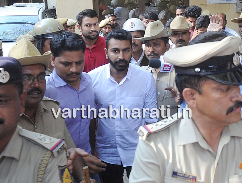 ಶಾಸಕ ಹಾರಿಸ್ ಪುತ್ರ ಸಿಸಿಬಿ ಪೊಲೀಸರ ವಶಕ್ಕೆ